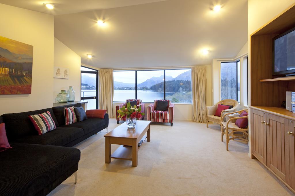 Apartments at Spinnaker Bay Queenstown Bagian luar foto