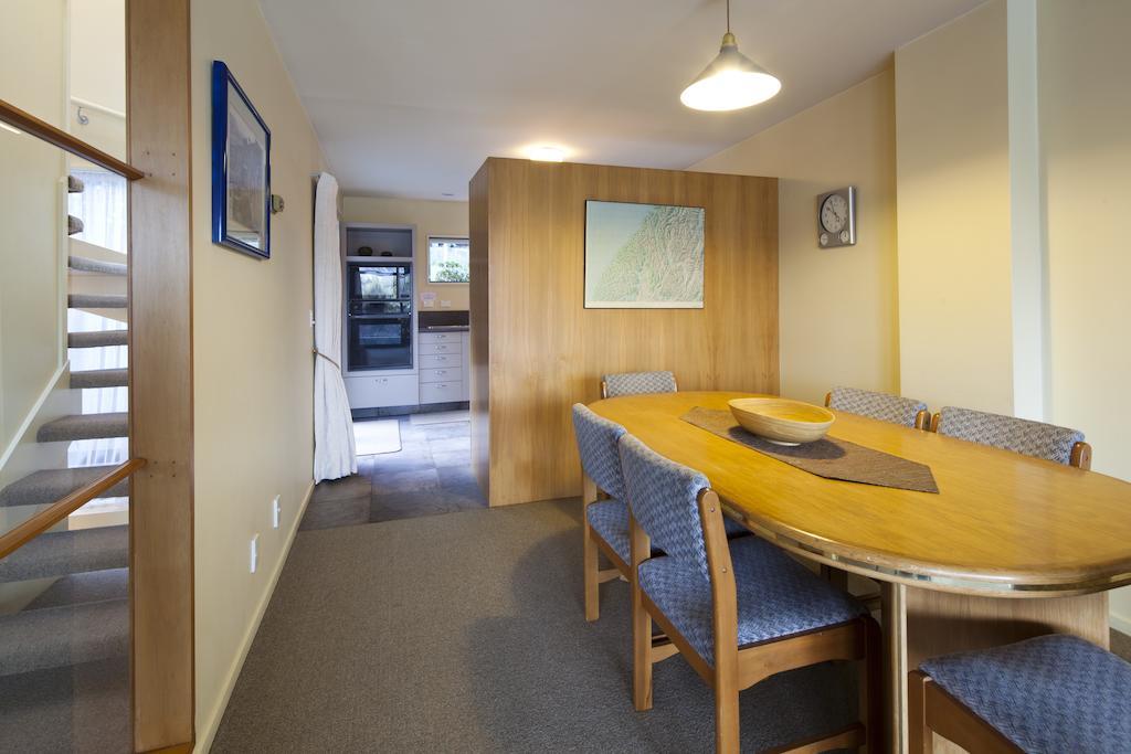 Apartments at Spinnaker Bay Queenstown Bagian luar foto